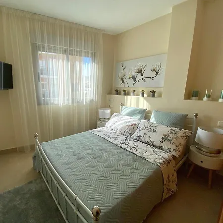 Nice & Cozy Miro In
